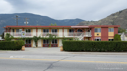 Maple Leaf Motel Inn Towne - Oliver, BC