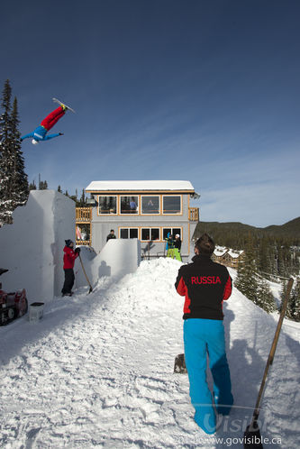 Apex Freestyle Ski Training 2013 - Canadian & Russian Aerial Ski Teams