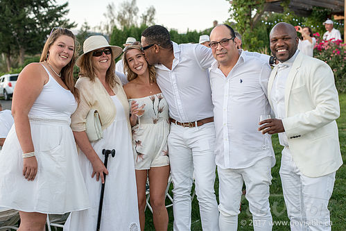 Dinner in White 2017 - Naramata BC