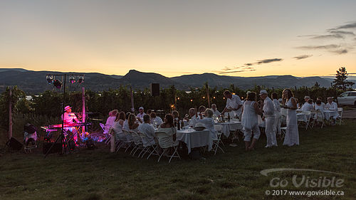 Dinner in White 2017 - Naramata BC