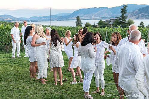 Dinner in White 2017 - Naramata BC