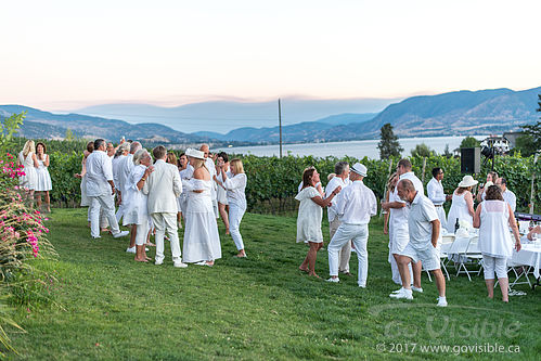 Dinner in White 2017 - Naramata BC