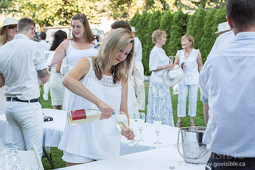 Dinner in White 2017 - Naramata BC