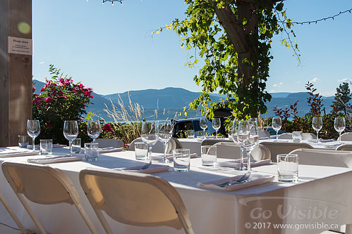 Dinner in White 2017 - Naramata BC